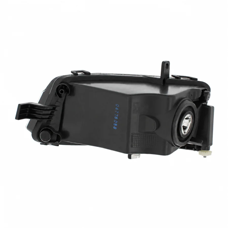 VW Golf Right Non-LED Front Fog Light (2012–2017) — photograph 3