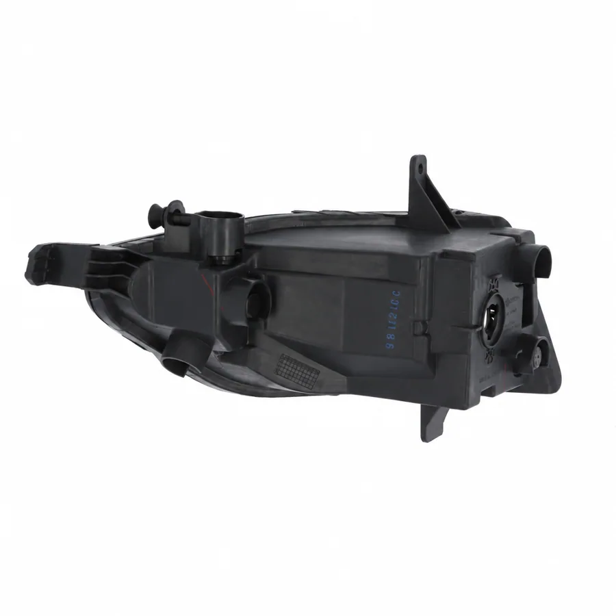 VW Golf Right Non-LED Front Fog Light (2017–2020) — photograph 2
