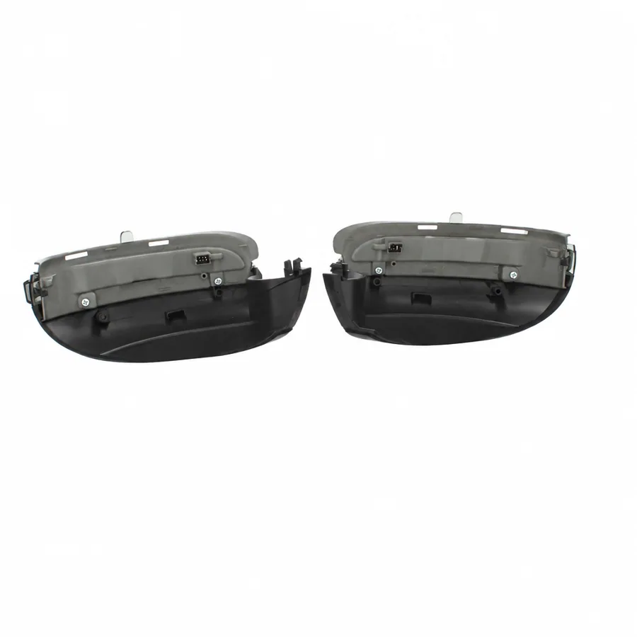 VW Golf Mirror Indicator — photograph 2