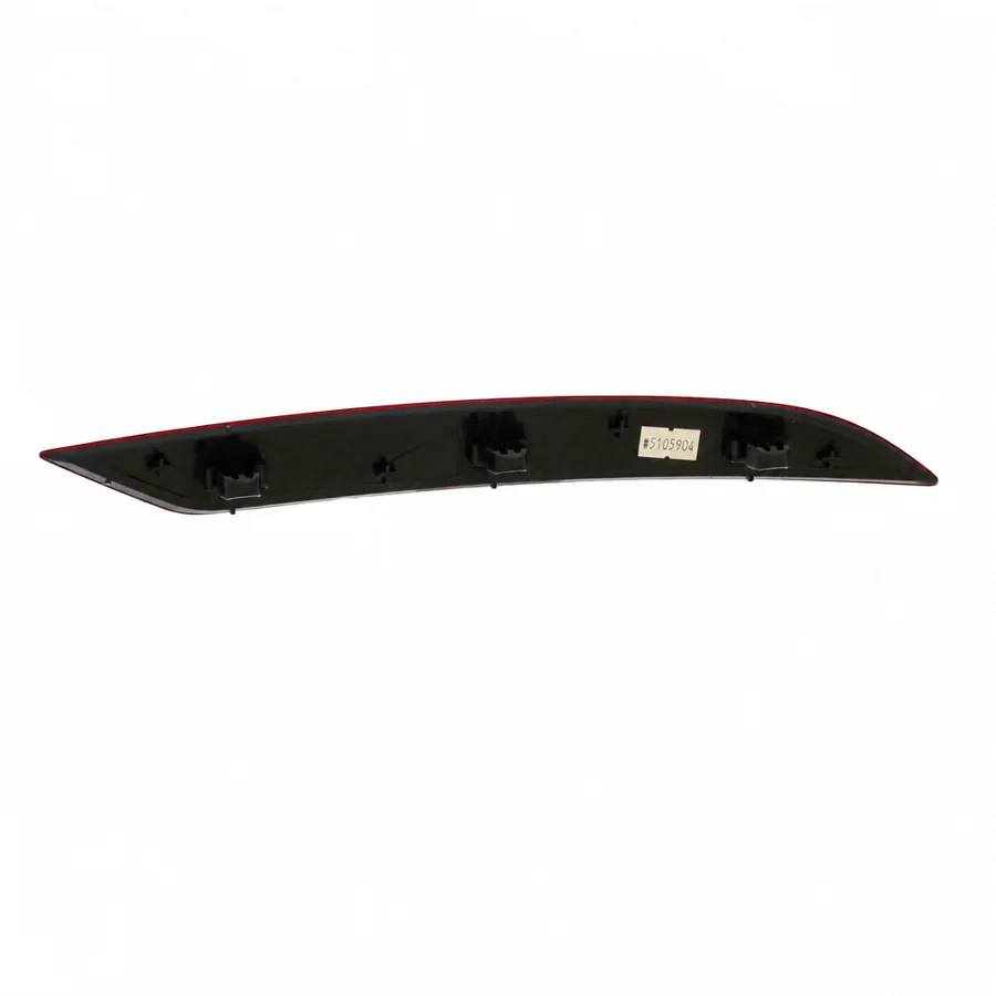 VW Golf Left Rear Reflector (2017–2020) — photograph 2