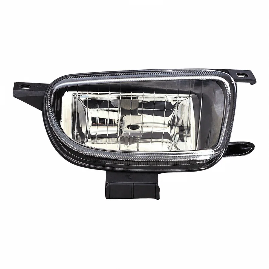 VW Multivan Right Non-LED Front Fog Light (1997–2003) — Long Nose Vehicles — photograph 2