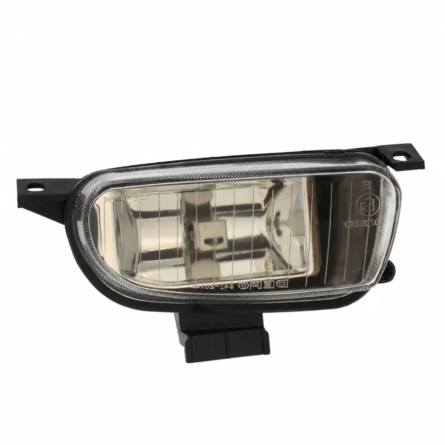 VW Multivan Right Non-LED Front Fog Light (1997–2003) — Long Nose Vehicles