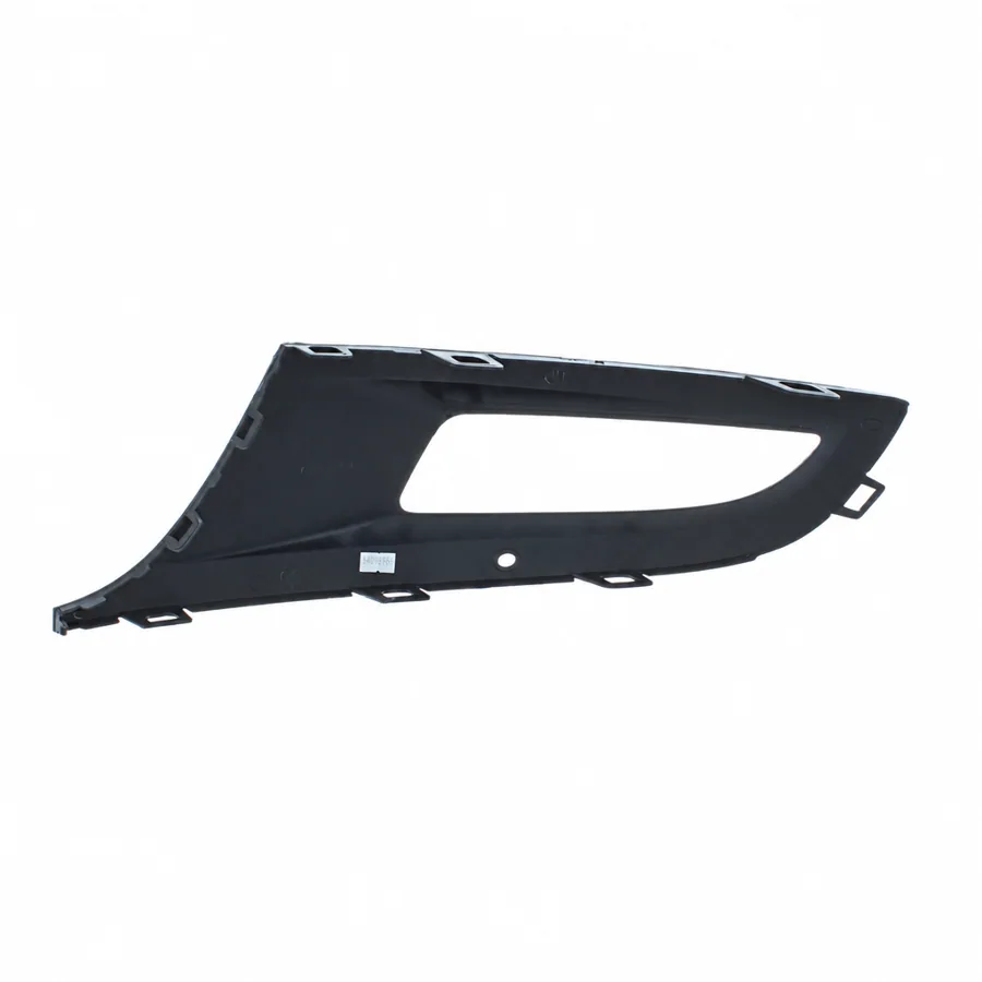 VW Polo Right Front Fog Light Surround (2009–2015) — photograph 2
