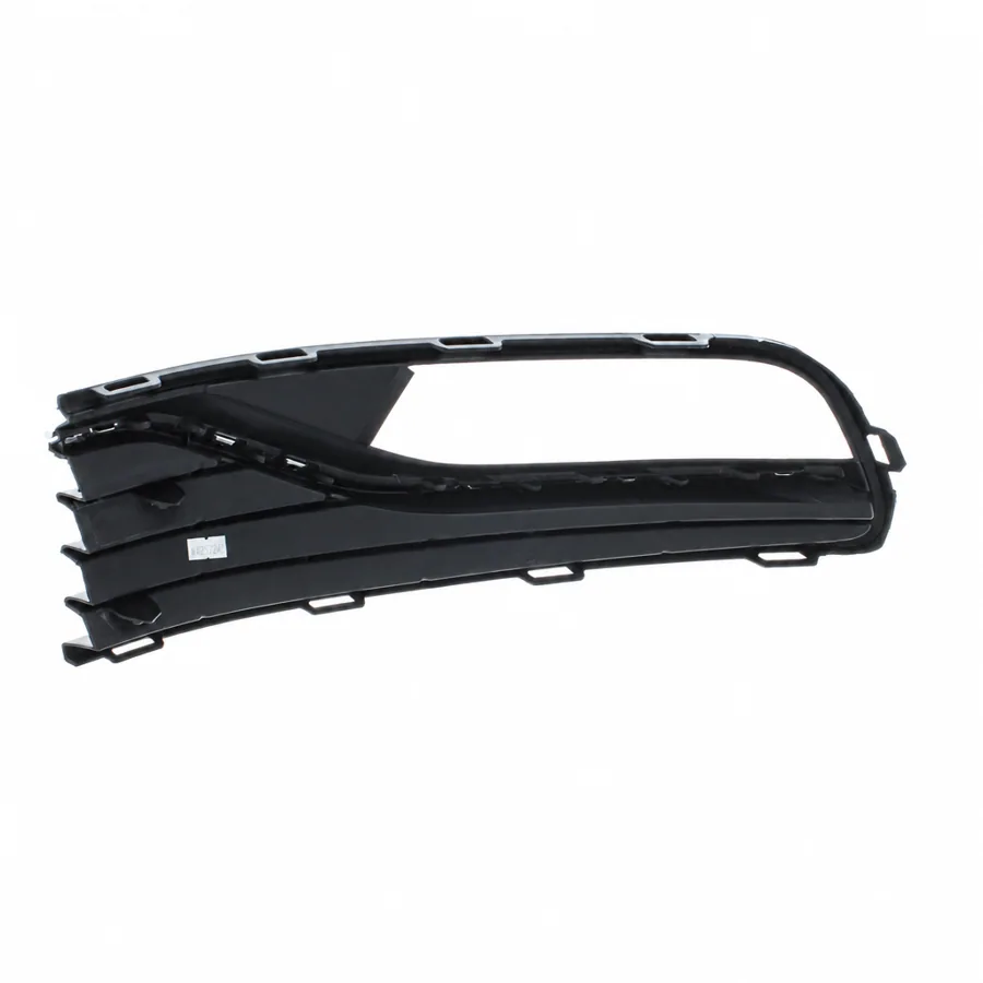 VW Polo Right Front Fog Light Surround (2014–2018) — photograph 2
