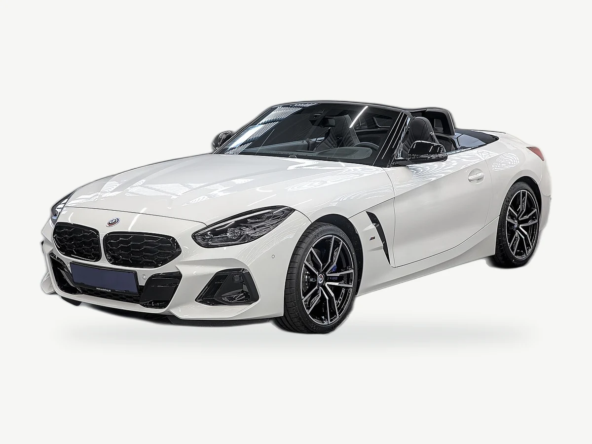 Representative BMW Z4 model range vehicle; trim and year may vary