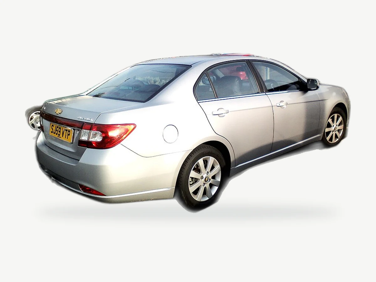 Representative Chevrolet Epica model range vehicle; trim and year may vary