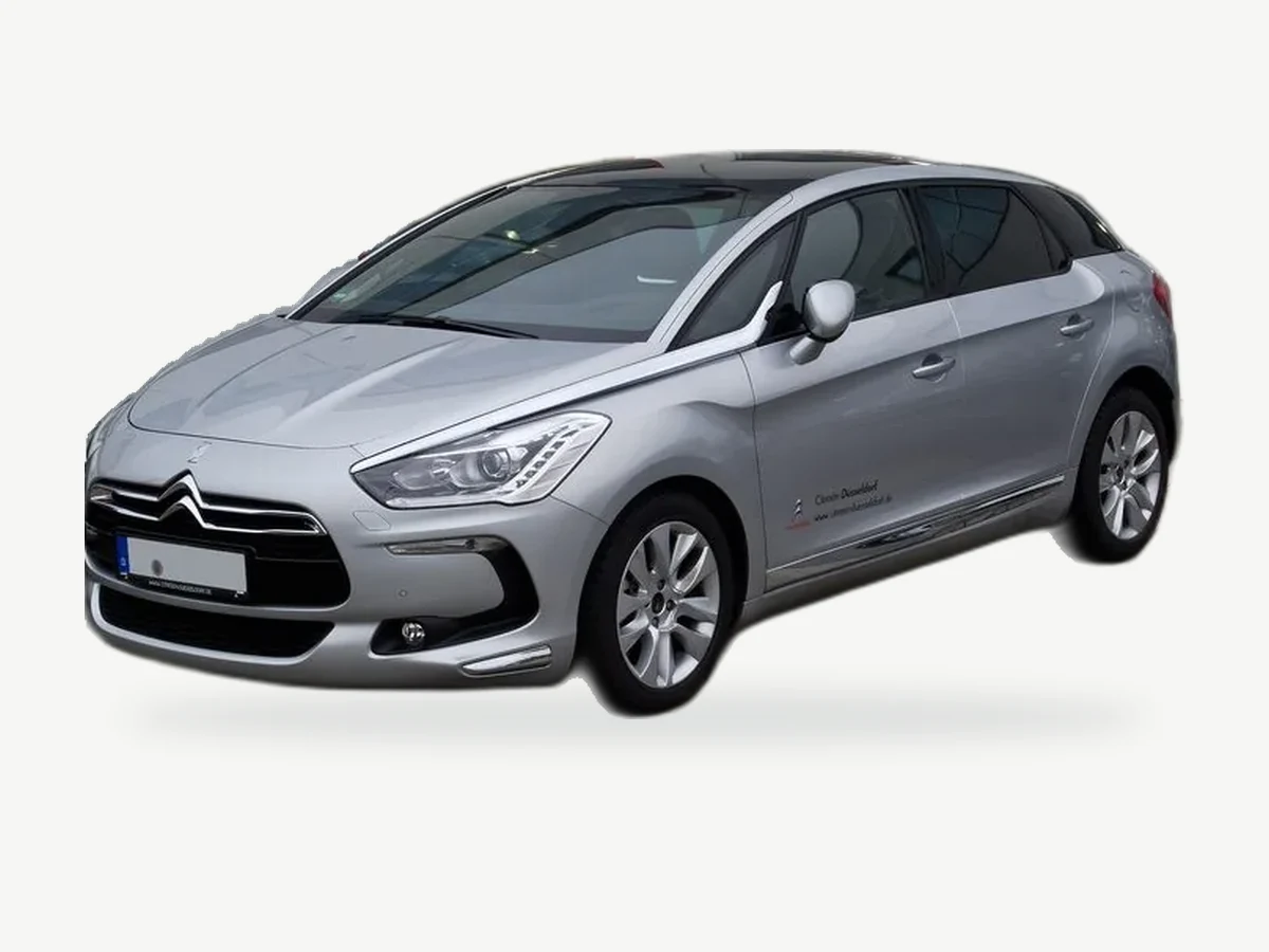 Representative Citroen DS5 model range vehicle; trim and year may vary