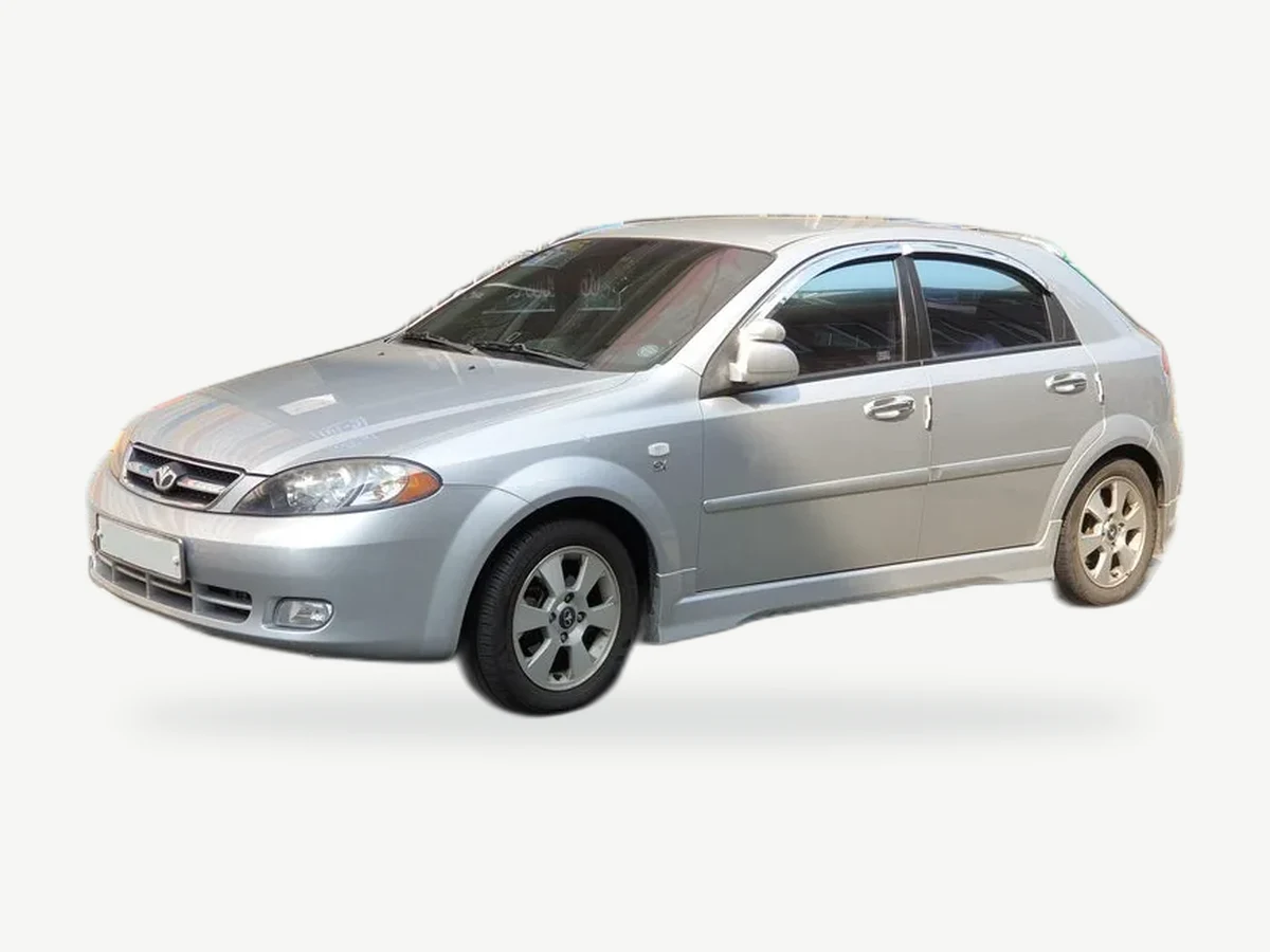 Representative Daewoo Lacetti model range vehicle; trim and year may vary