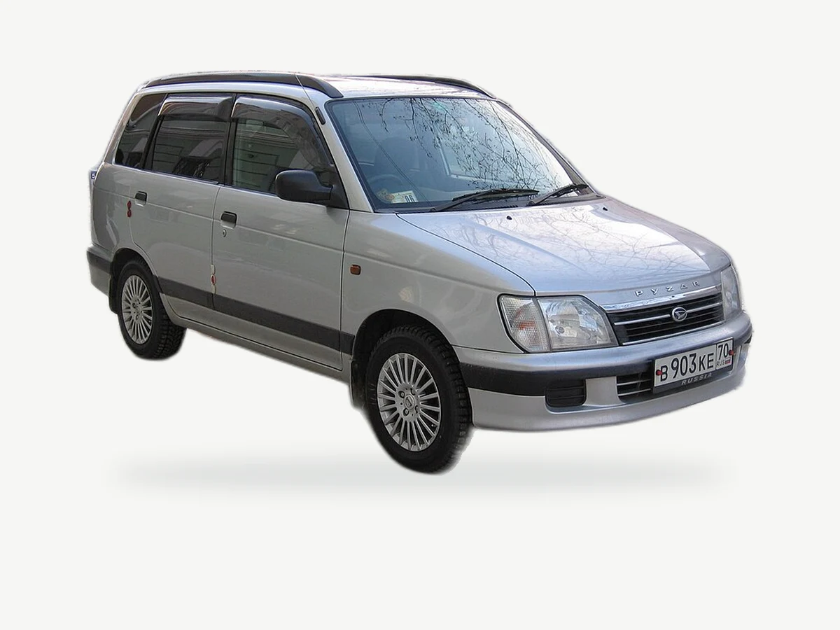 Representative Daihatsu Grand Move model range vehicle; trim and year may vary