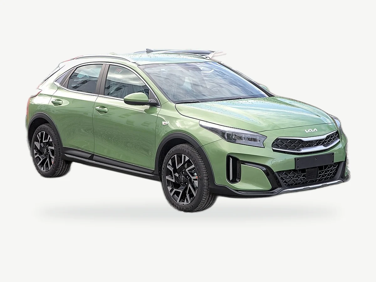 Representative Kia XCeed model range vehicle; trim and year may vary