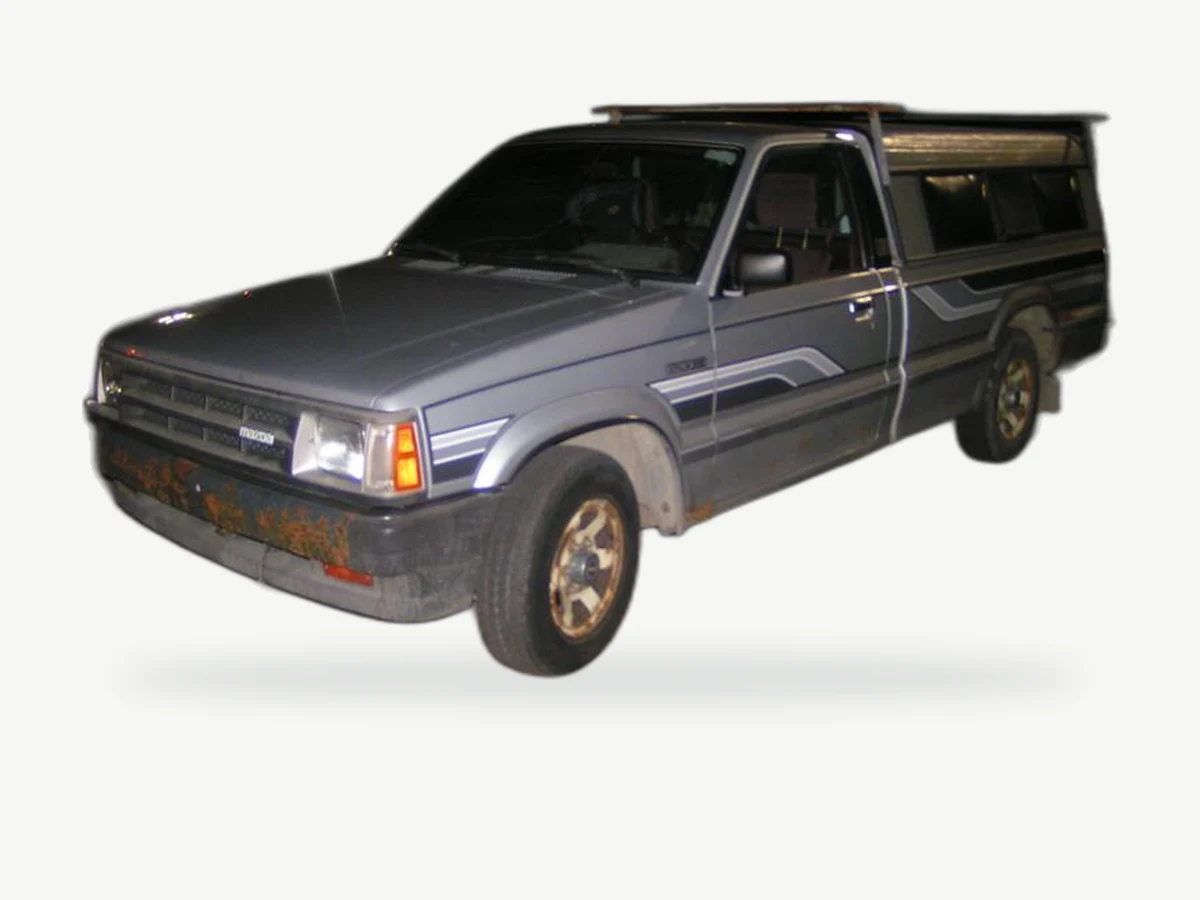 Representative Mazda B2000 model range vehicle; trim and year may vary