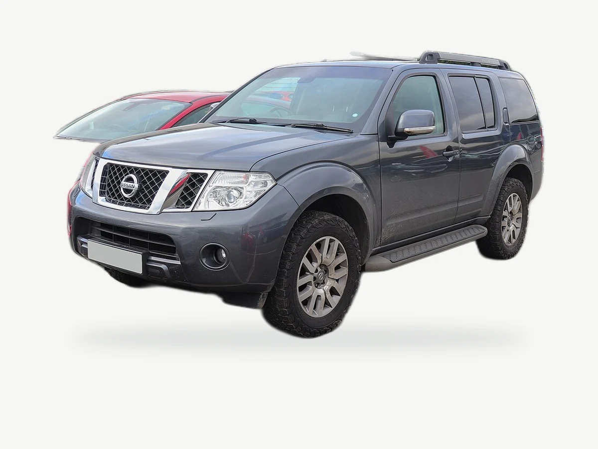 Representative Nissan Pathfinder model range vehicle; trim and year may vary