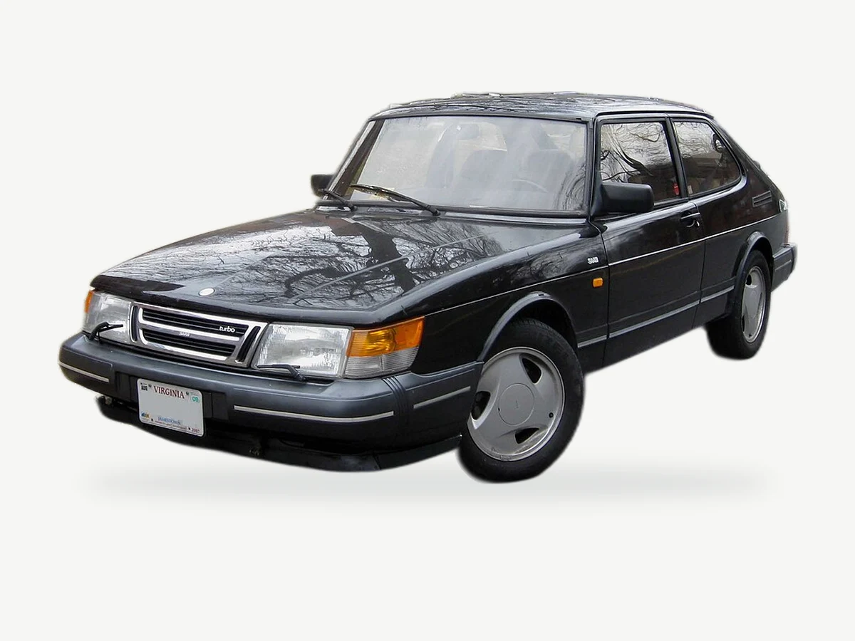 Representative Saab 900 model range vehicle; trim and year may vary