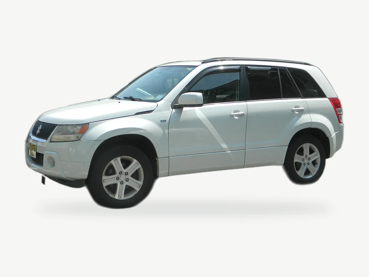 Representative Suzuki Grand Vitara model range vehicle; trim and year may vary