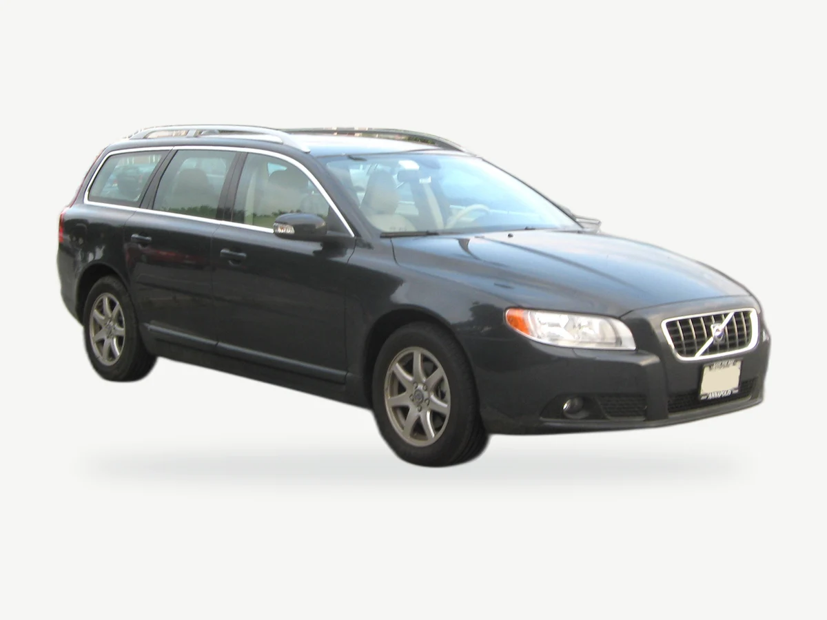 Representative Volvo V70 model range vehicle; trim and year may vary